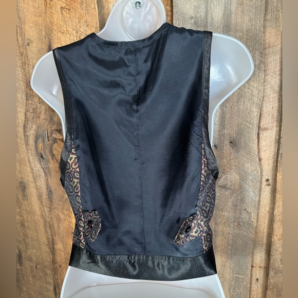 Limited London Paris New York Tapestry Vest - size XSmall - Picture 5 of 9